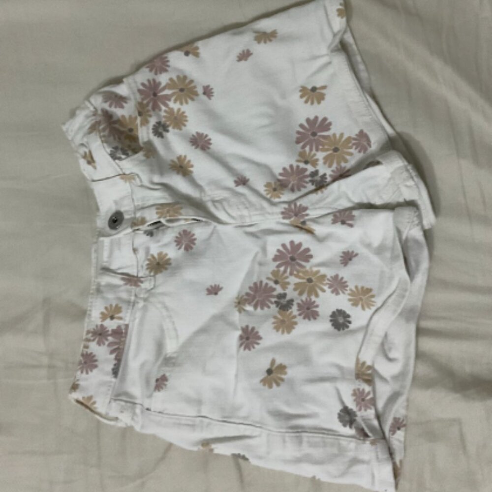 Abercrombie kids high rise mini mom short